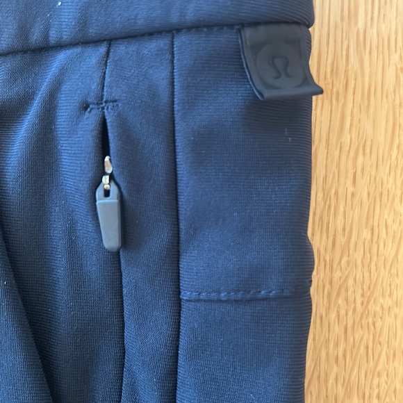 Lululemon ABC Classic-Fit Trouser 32”L (True Navy) - Picture 5 of 9